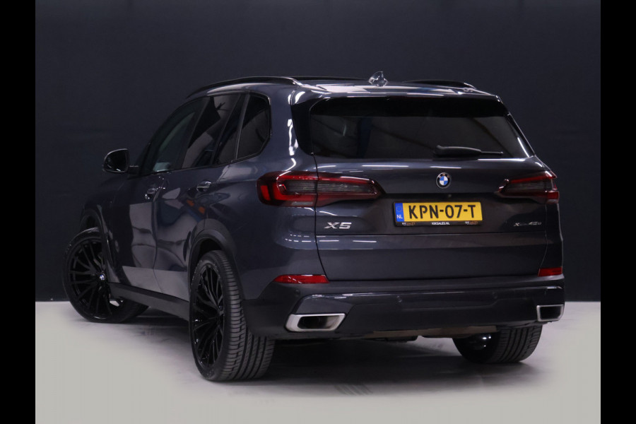 BMW X5 xDrive45e Sport [SOH 97%, PANORAMADAK, HARMAN KARDON, TREKHAAK, LUCHTVERING, APPLE CARPLAY, ANDROID AUTO, MEMORY SEATS, M SPORT VELG, CAMERA, NIEUWSTAAT]