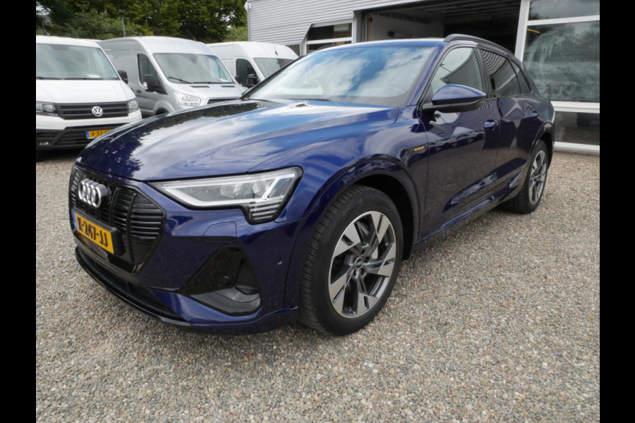 Audi e-tron 55 Quattro S-edition 95 kWh SOH 98% Panoramadak