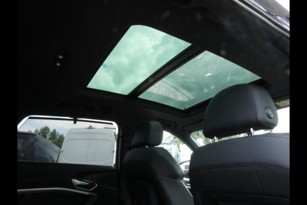 Audi e-tron 55 Quattro S-edition 95 kWh SOH 98% Panoramadak