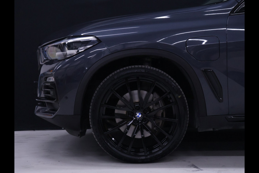 BMW X5 xDrive45e High Executive [PANORAMADAK, APPLE CARPLAY, HEAD-UP DISPLAY, ADAPTIVE CRUISE, ANDROID, TREKHAAK ELEKTRISCH, STOELVERWARMING, COMFORTSTOELEN, NIEUWSTAAT]