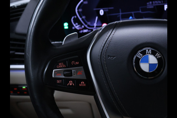 BMW X5 xDrive45e High Executive [PANORAMADAK, APPLE CARPLAY, HEAD-UP DISPLAY, ADAPTIVE CRUISE, ANDROID, TREKHAAK ELEKTRISCH, STOELVERWARMING, COMFORTSTOELEN, NIEUWSTAAT]