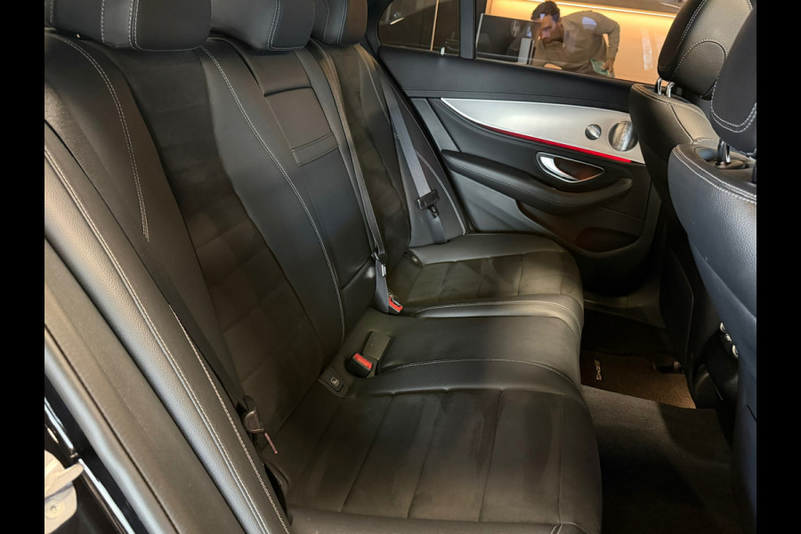 Mercedes-Benz E-Klasse 200 Amg night Panorama Burmester 360Cam.