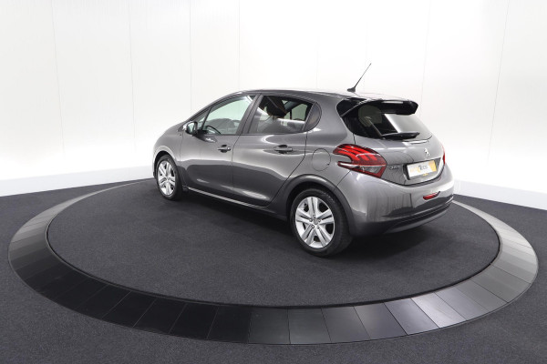 Peugeot 208 PureTech 82 Signature | Parkeersensoren | Apple Carplay | Navigatie