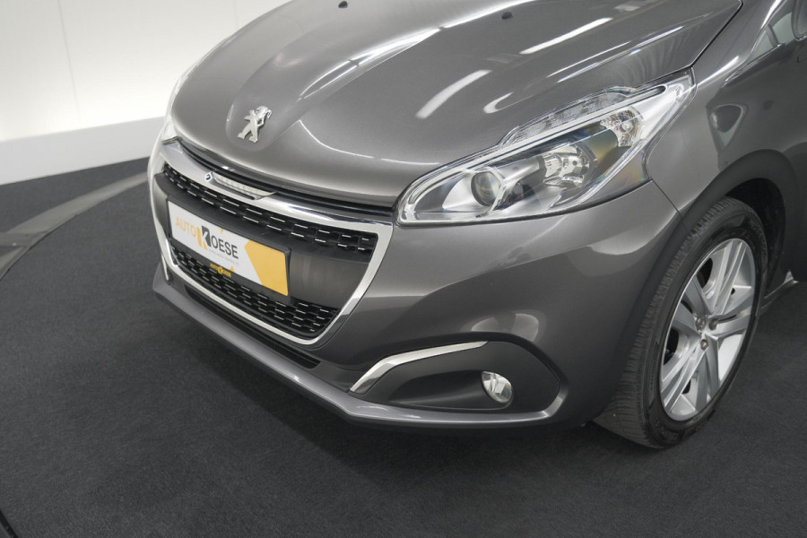 Peugeot 208 PureTech 82 Signature | Parkeersensoren | Apple Carplay | Navigatie