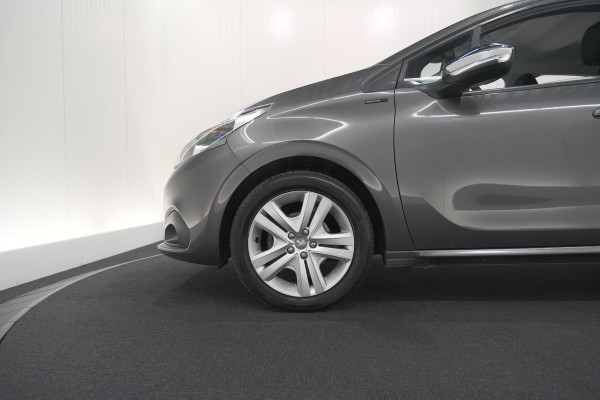 Peugeot 208 PureTech 82 Signature | Parkeersensoren | Apple Carplay | Navigatie
