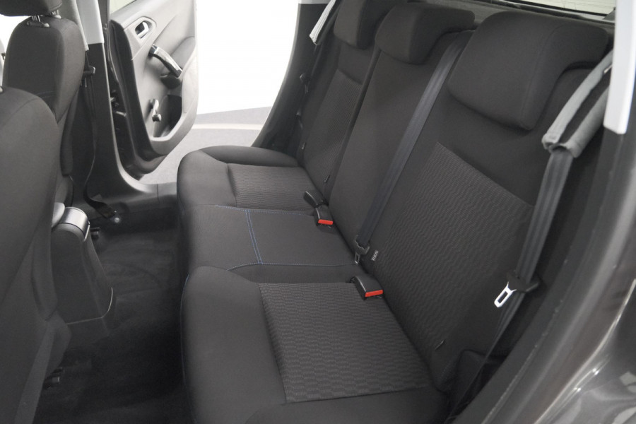 Peugeot 208 PureTech 82 Signature | Parkeersensoren | Apple Carplay | Navigatie