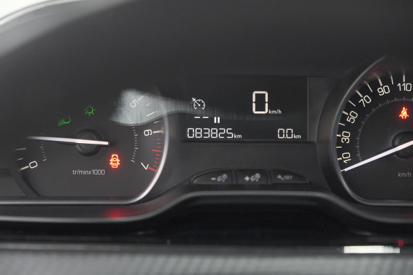 Peugeot 208 PureTech 82 Signature | Parkeersensoren | Apple Carplay | Navigatie