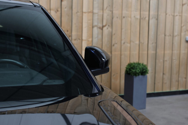 Land Rover Range Rover Velar 2.0 I4 AWD HSE *Pano*Meridian*Camera*