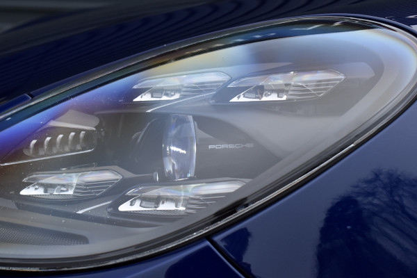 Porsche Panamera Sport Turismo 2.9 4 E-Hybrid SportDesign | Pano | ACC | 21'' Wielen | Matrix PDLS+ | Bose | Achterasbesturing | Head-Up | Stoelventilatie |