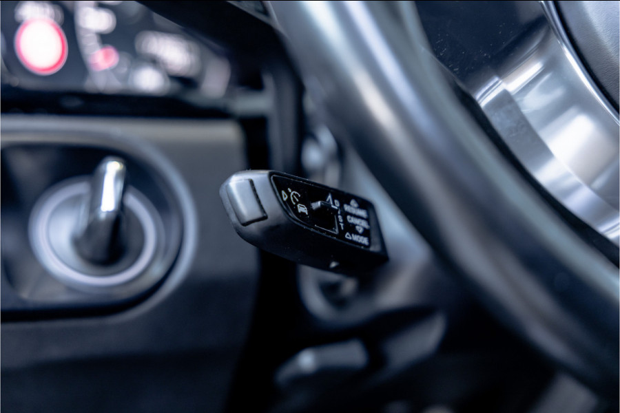 Porsche Cayenne 3.0 - Panorama | Luchtvering | Elek. Trekhaak | Stoelverwarming | ACC