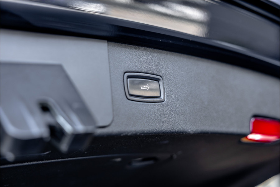 Porsche Cayenne 3.0 - Panorama | Luchtvering | Elek. Trekhaak | Stoelverwarming | ACC
