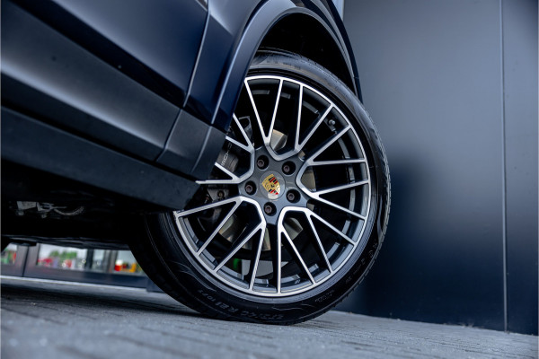 Porsche Cayenne 3.0 - Panorama | Luchtvering | Elek. Trekhaak | Stoelverwarming | ACC