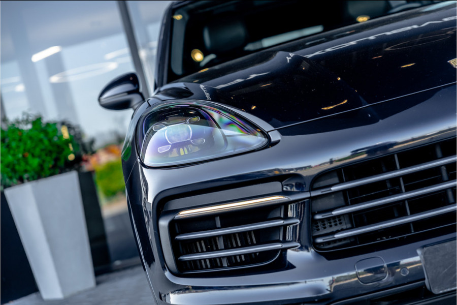 Porsche Cayenne 3.0 - Panorama | Luchtvering | Elek. Trekhaak | Stoelverwarming | ACC