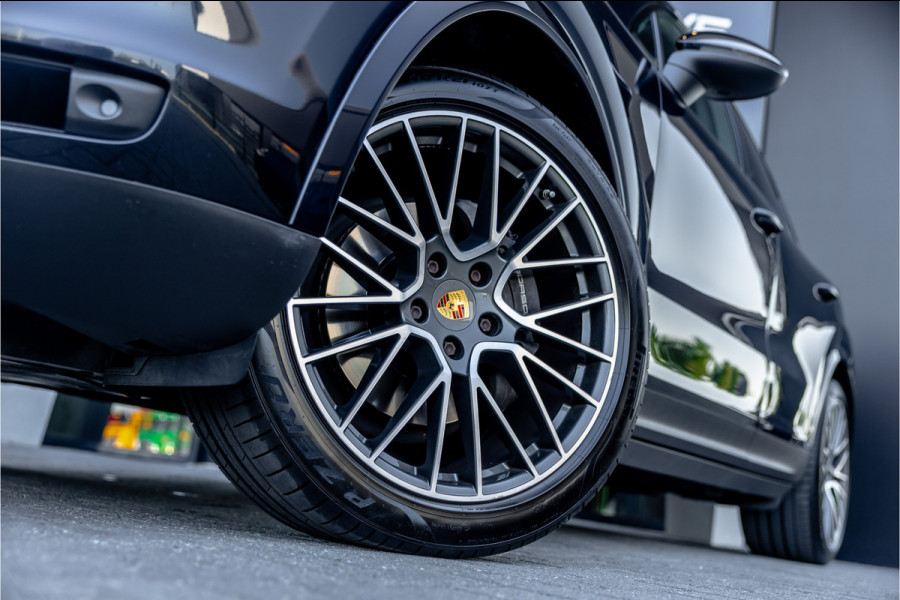 Porsche Cayenne 3.0 - Panorama | Luchtvering | Elek. Trekhaak | Stoelverwarming | ACC