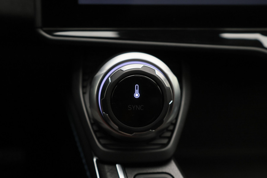 Lynk & Co 01 1.5 Plug-in Hybrid 360° Camera, Panoramadak, Apple Carplay, ACC, Keyless, PDC, LED, 20''