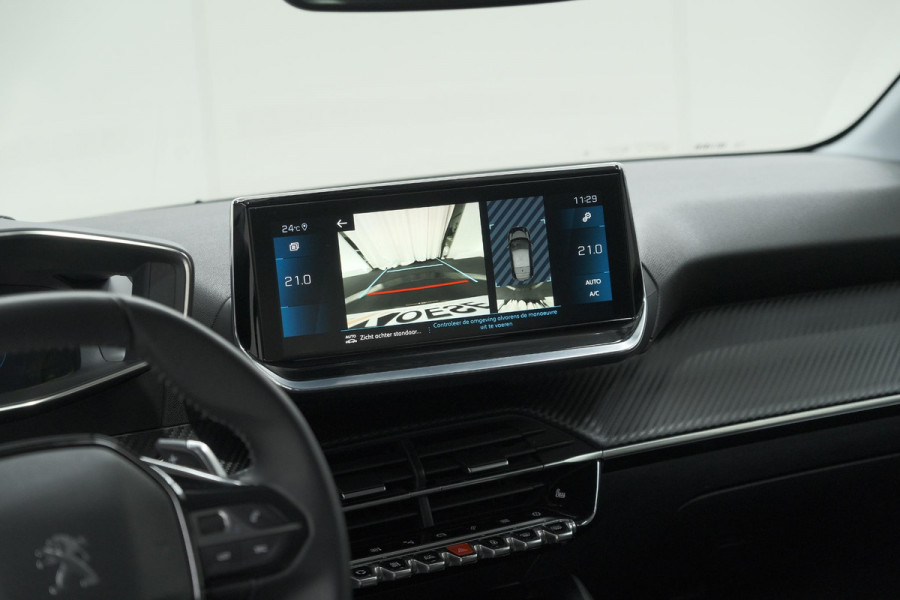 Peugeot 208 PureTech 130 EAT8 Allure Pack | Adaptieve Cruise Control | Navigatie | Camera | Parkeersensoren