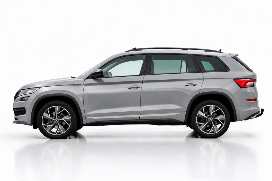 Škoda Kodiaq 1.5 TSI Sportline 7p. | PANORAMADAK | TREKHAAK | NAP | CANTON | STOELVERWARMING | DEALER ONDERHOUDEN