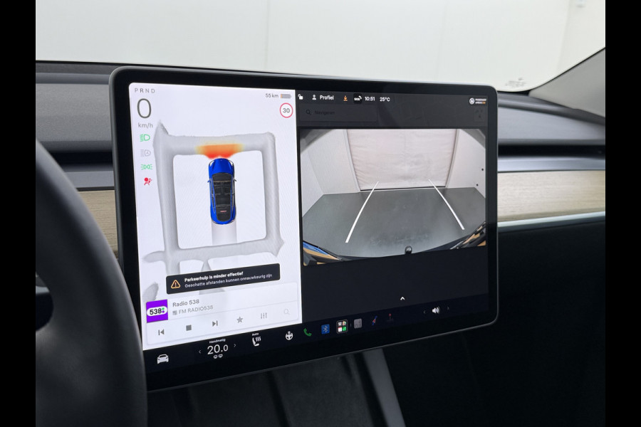 Tesla Model Y RWD 300PK LFP Accu Trekhaak Spoiler 20"lm Warmtepomp Leer PanoDak Navi Premium-Audio Ecc Adap.Cruise Camera's Traffic-Aware-Cruise+Sturen  AI FSD-3 Computer SOH 92% Stuur+Stoelverwarming Led Traffic-Aware Cruise Control Toybox Elek.Achterklep 1.600KG Trekgewicht 1e Eigenaar Origineel Nederlandse Auto
