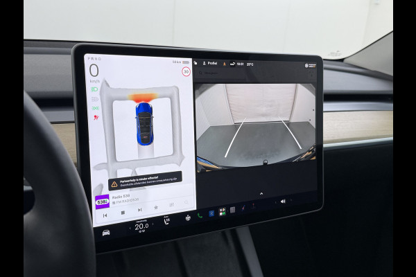 Tesla Model Y RWD 300PK LFP Accu Trekhaak Spoiler 20"lm Warmtepomp Leer PanoDak Navi Premium-Audio Ecc Adap.Cruise Camera's Traffic-Aware-Cruise+Sturen  AI FSD-3 Computer SOH 92% Stuur+Stoelverwarming Led Traffic-Aware Cruise Control Toybox Elek.Achterklep 1.600KG Trekgewicht 1e Eigenaar Origineel Nederlandse Auto
