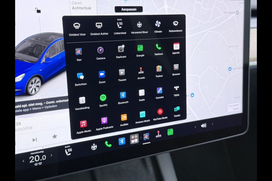 Tesla Model Y RWD 300PK LFP Accu Trekhaak Spoiler 20"lm Warmtepomp Leer PanoDak Navi Premium-Audio Ecc Adap.Cruise Camera's Traffic-Aware-Cruise+Sturen  AI FSD-3 Computer SOH 92% Stuur+Stoelverwarming Led Traffic-Aware Cruise Control Toybox Elek.Achterklep 1.600KG Trekgewicht 1e Eigenaar Origineel Nederlandse Auto