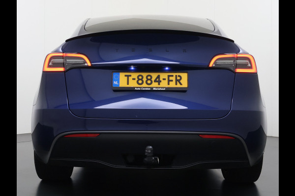 Tesla Model Y RWD 300PK LFP Accu Trekhaak Spoiler 20"lm Warmtepomp Leer PanoDak Navi Premium-Audio Ecc Adap.Cruise Camera's Traffic-Aware-Cruise+Sturen  AI FSD-3 Computer SOH 92% Stuur+Stoelverwarming Led Traffic-Aware Cruise Control Toybox Elek.Achterklep 1.600KG Trekgewicht 1e Eigenaar Origineel Nederlandse Auto