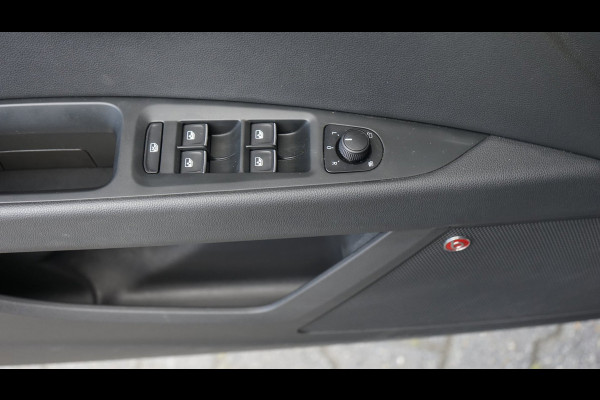 Seat Leon FR 2.0 TSI AUTOMAAT|ACC|BEATS|CAMERA|CLIMA|FULL LED|KEYLESS|LEDER|MODE|PANORAMA|VIRTUEEL|STOELVERWARMING