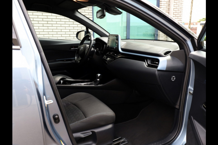 Toyota C-HR 2.0 Hybrid Bi-Tone | Full LED | Park-Assist | Trekhaak