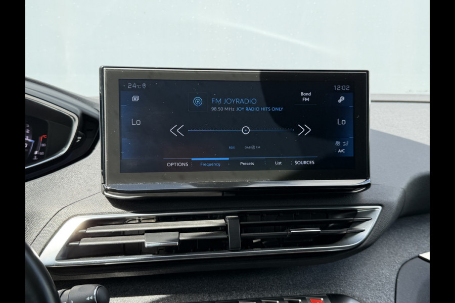 Peugeot 3008 BWJ 2021 | 1.2T 131PK Allure | CLIMA | NAVI | CARPLAY | CAMERA A | 18'' LMV | PRIVACY GLASS |
