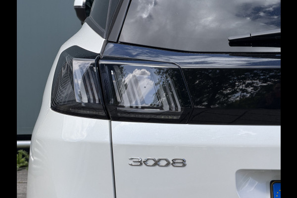 Peugeot 3008 BWJ 2021 | 1.2T 131PK Allure | CLIMA | NAVI | CARPLAY | CAMERA A | 18'' LMV | PRIVACY GLASS |