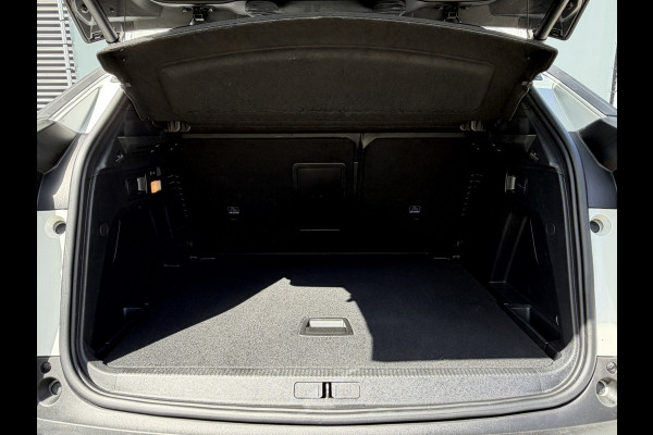 Peugeot 3008 BWJ 2021 | 1.2T 131PK Allure | CLIMA | NAVI | CARPLAY | CAMERA A | 18'' LMV | PRIVACY GLASS |