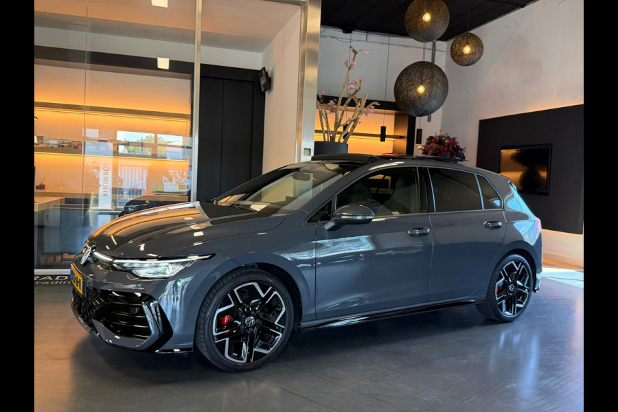 Volkswagen Golf 8.5 1.5 eTSI R-Line Facelift Panorama Achteruitrijcamera