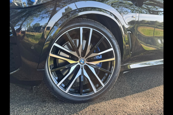 BMW X5 xDrive45e |High Ex|MSport|Pano|Laser|Merino|Dealer|4Wielsturing|DrivAss|