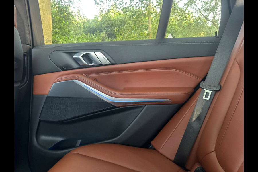 BMW X5 xDrive45e |High Ex|MSport|Pano|Laser|Merino|Dealer|4Wielsturing|DrivAss|