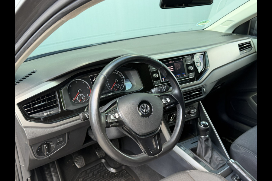Volkswagen Polo BWJ 2019 | 1.6 TDI 96PK Comfortline | AIRCO | CRUISE | EL. PAKKET | LICHTMETAAL | BLUE TOOTH | DONKER GLAS |