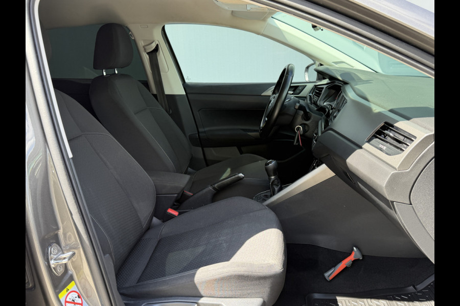 Volkswagen Polo BWJ 2019 | 1.6 TDI 96PK Comfortline | AIRCO | CRUISE | EL. PAKKET | LICHTMETAAL | BLUE TOOTH | DONKER GLAS |