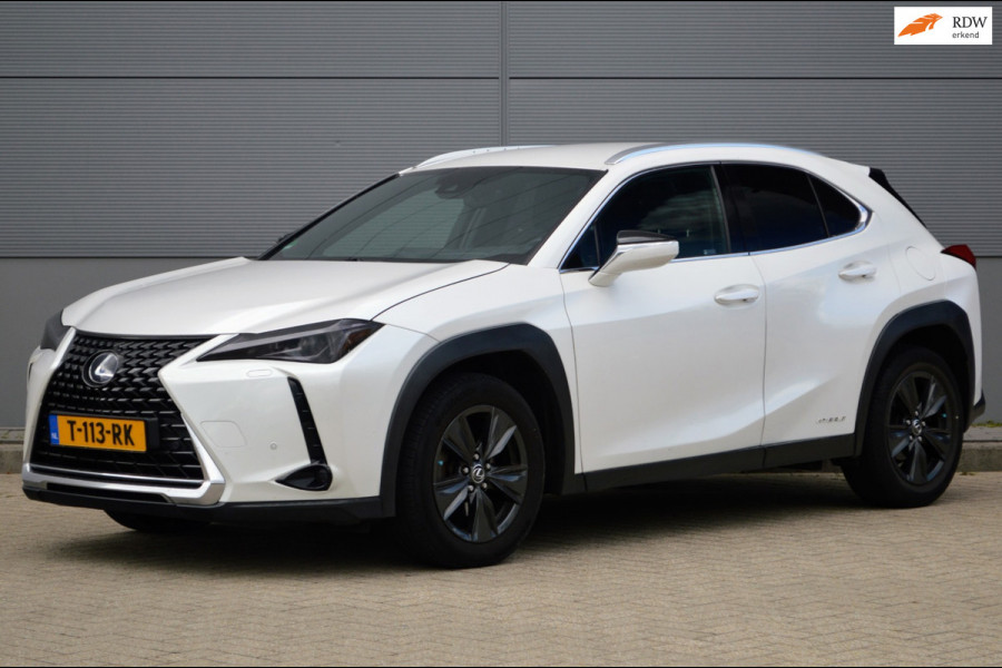 Lexus UX 250h