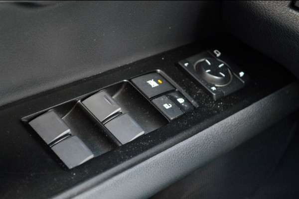 Lexus UX 250h