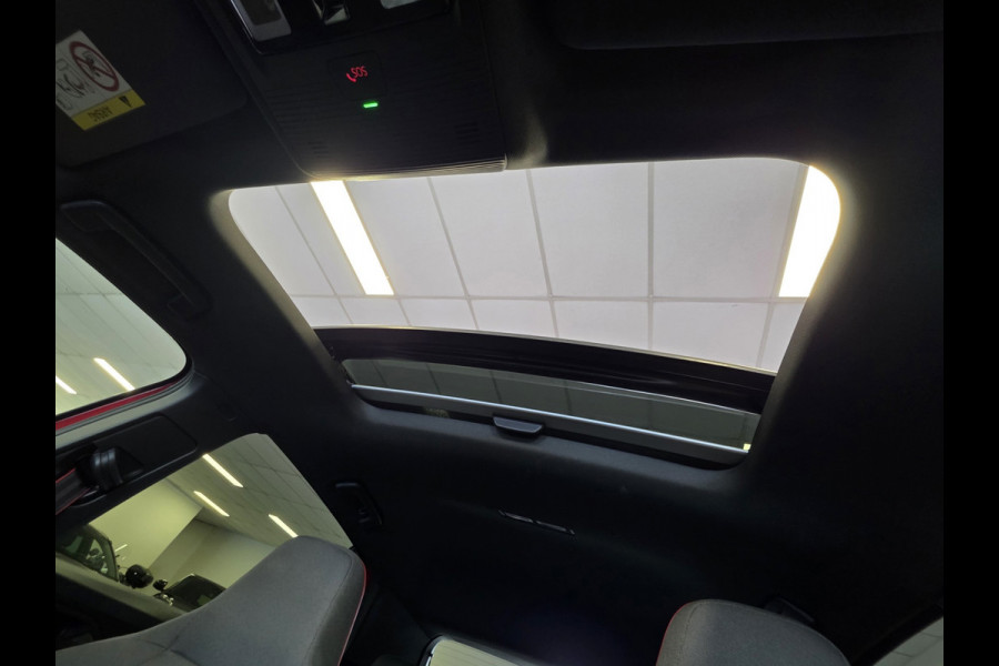 Volkswagen Golf 2.0 TSI GTI – 245 PK – Automaat – Pano – Camera – CarPlay
