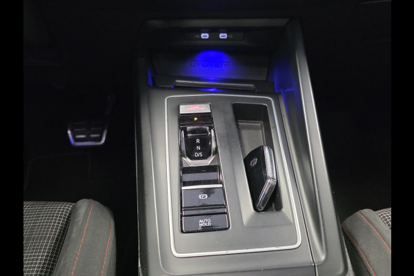Volkswagen Golf 2.0 TSI GTI – 245 PK – Automaat – Pano – Camera – CarPlay