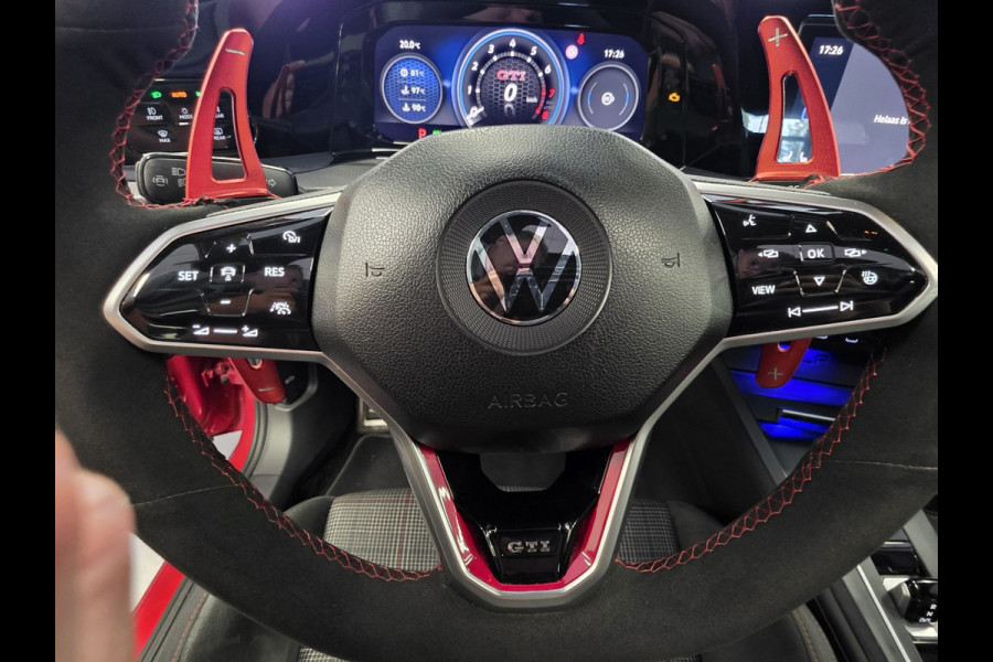 Volkswagen Golf 2.0 TSI GTI – 245 PK – Automaat – Pano – Camera – CarPlay