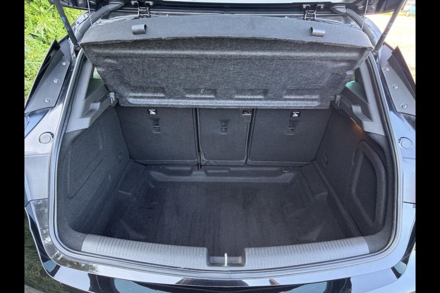 Opel Astra 1.2 Launch Elegance 2e Eigenaar,Camera,Stoelverw-Stuurverw,110pk,Navi,Carplay,Halfleder,Elekt.Stoel,6 Bak,Clima,Cruise,Lm velgen,Pdc V+A,N.A.P,Net beurt gehad,Apk tot 09-2028