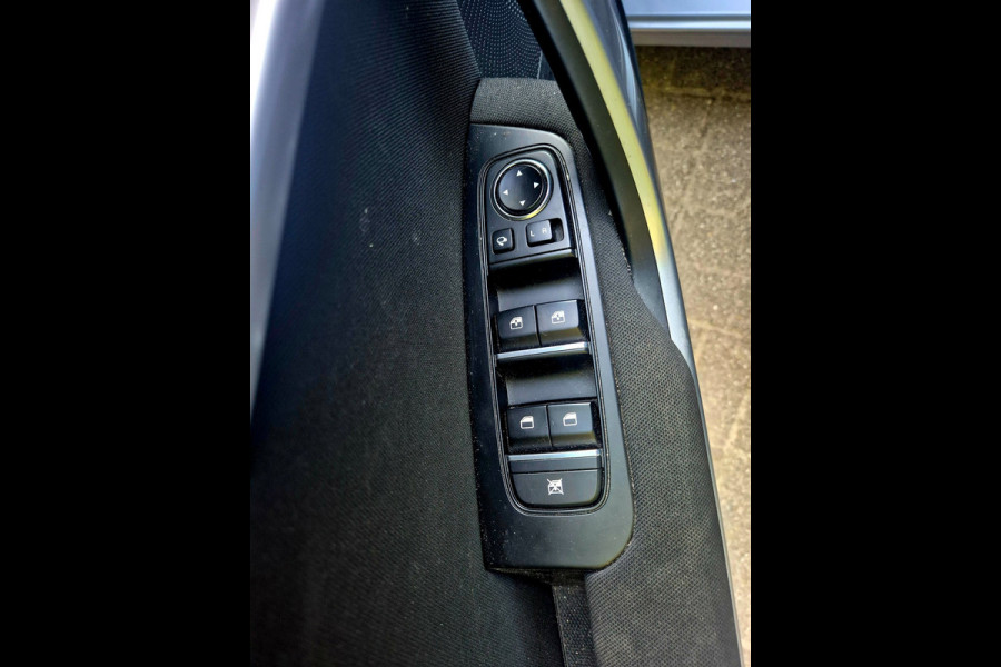 Kia Ceed Sportswagon 1.0 T-GDi DynamicLine . Camera