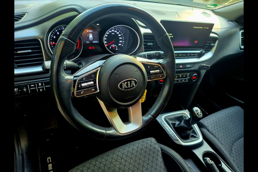 Kia Ceed Sportswagon 1.0 T-GDi DynamicLine . Camera