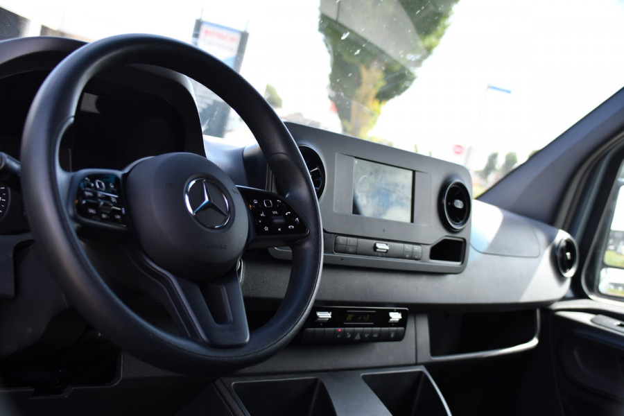 Mercedes-Benz Sprinter 317 1.9 CDI L2H2 RWD PB Edition Camera, Cruise, Carplay, 170pk, Standkachel, Stoelverwarming, Geveerde stoel, Sensoren, Uniek!