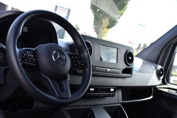 Mercedes-Benz Sprinter 317 1.9 CDI L2H2 RWD PB Edition Camera, Cruise, Carplay, 170pk, Standkachel, Stoelverwarming, Geveerde stoel, Sensoren, Uniek!