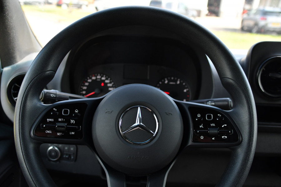 Mercedes-Benz Sprinter 317 1.9 CDI L2H2 RWD PB Edition Camera, Cruise, Carplay, 170pk, Standkachel, Stoelverwarming, Geveerde stoel, Sensoren, Uniek!