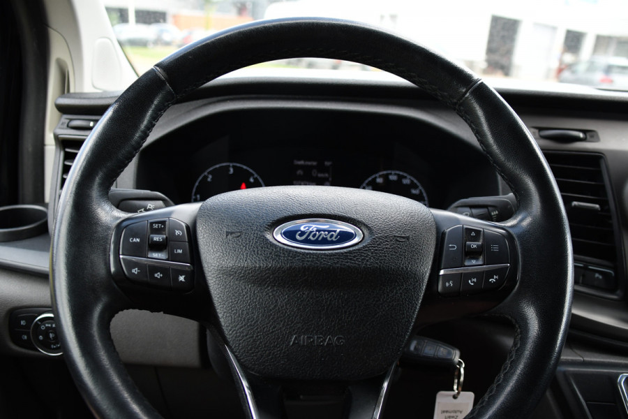 Ford Transit Custom 300 2.0 TDCI L2H1 Black Edition MARGE, Cruise, Carplay, LED, Sensoren, 130pk, Automaat, Multimedia, Sensoren, Uniek!