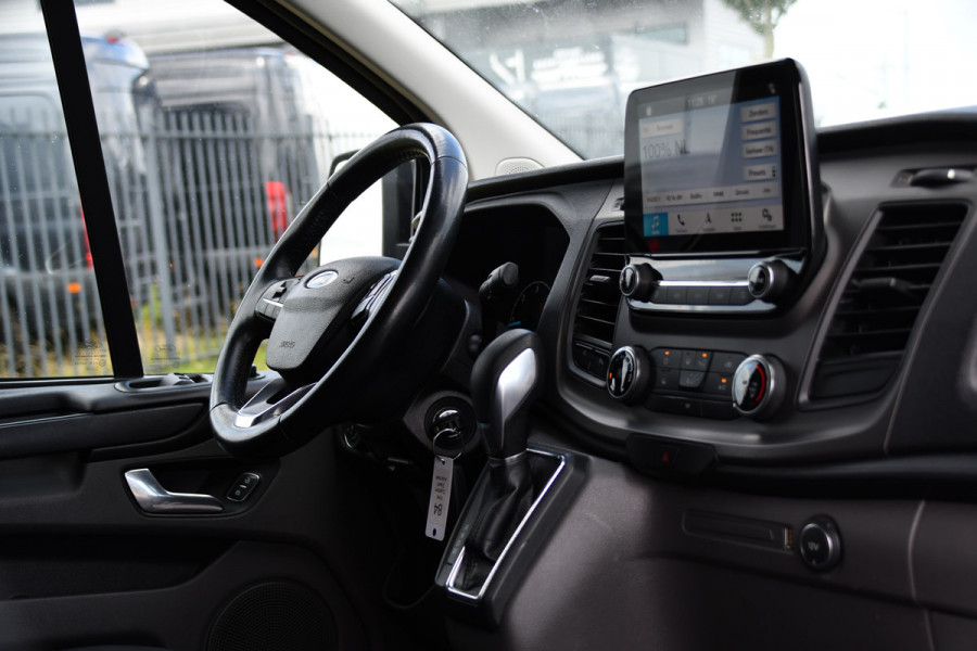 Ford Transit Custom 300 2.0 TDCI L2H1 Black Edition MARGE, Cruise, Carplay, LED, Sensoren, 130pk, Automaat, Multimedia, Sensoren, Uniek!