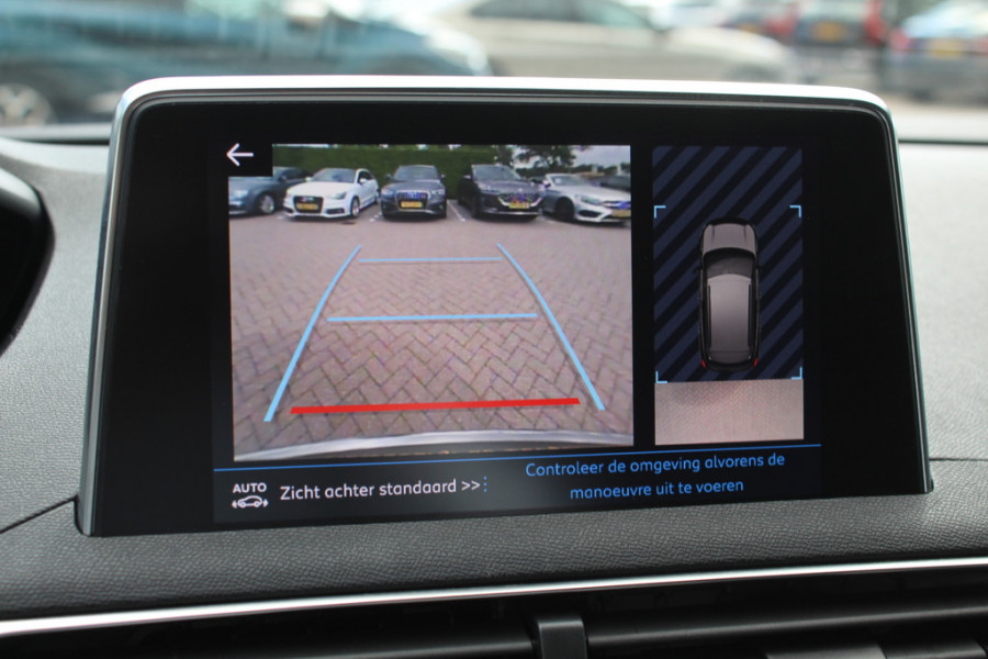 Peugeot 3008 1.2 PureTech Crossway / Trekhaak / Panoramadak / Camera / Navigatie / 18'' / Keyless / DAB / Cruise Control