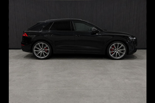 Audi Q8 4.0 TFSI SQ8 Quattro / Carbon Int&Ext / Pano / 4WD Besturing